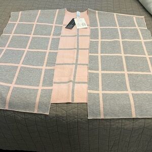 Fabulous reversible wrap - BRAND NEW WITH TAGS! - One Size